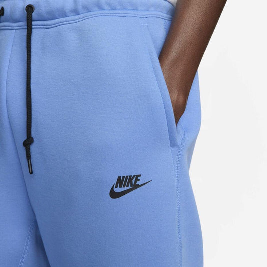 Nike tech jogger