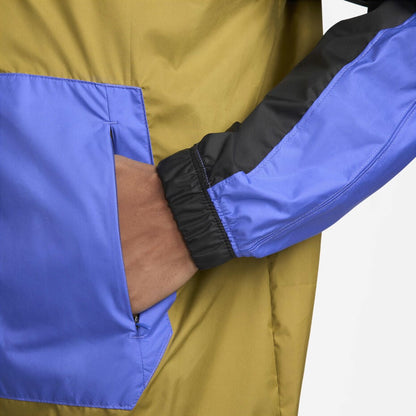 Nike windbreaker jacket