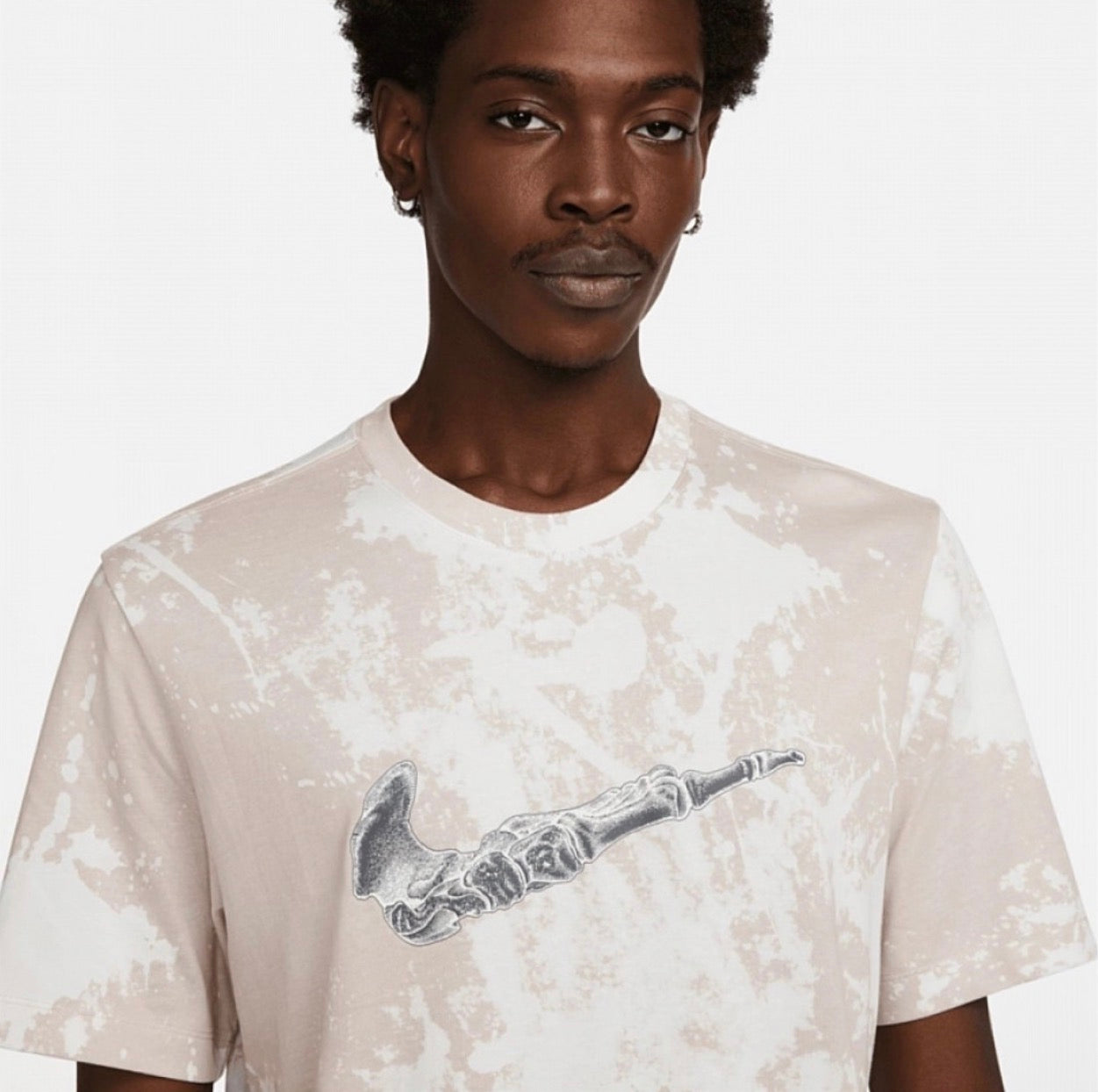 Nike swoosh drifit tshirt