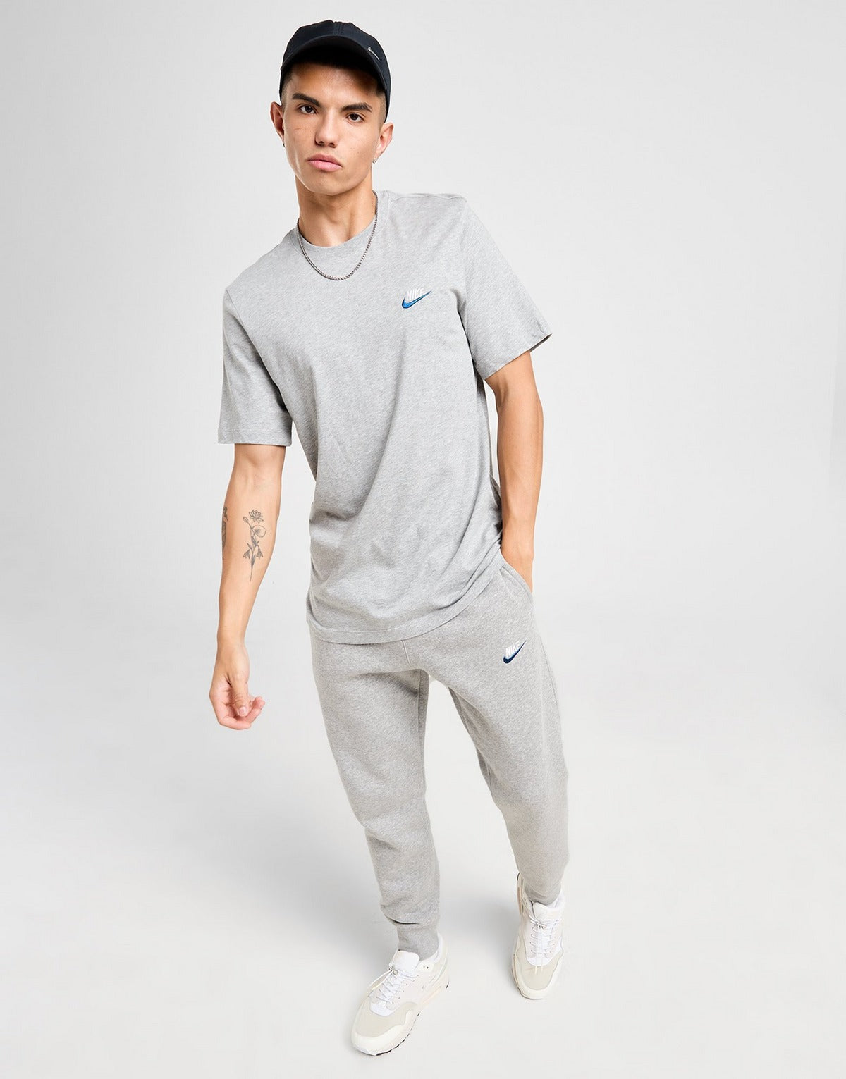 Nike swoosh logo tshirt