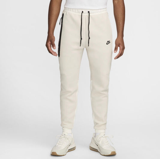 Niketech jogger
