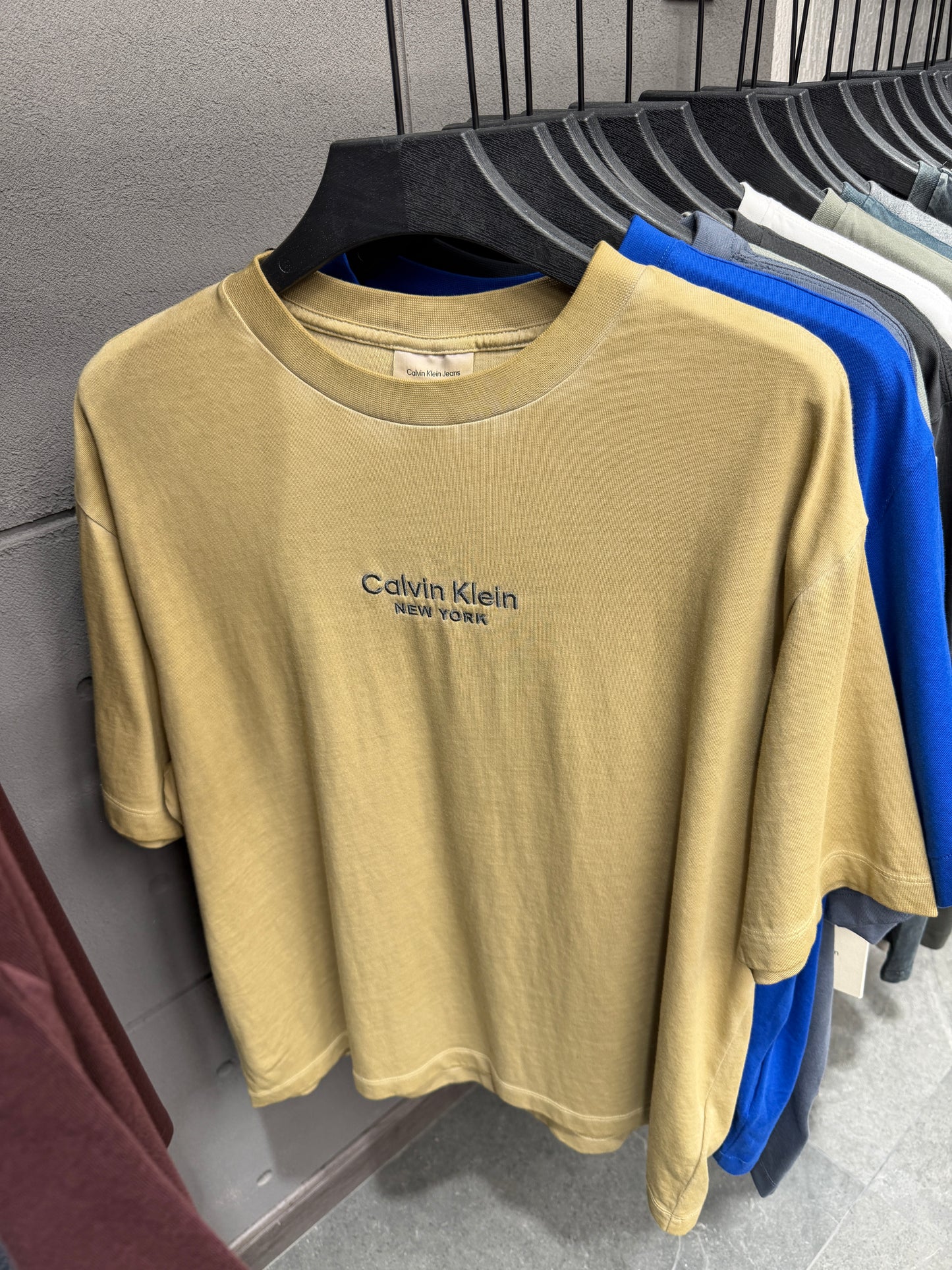 Calvinklein Faded Dye Logo tshirt