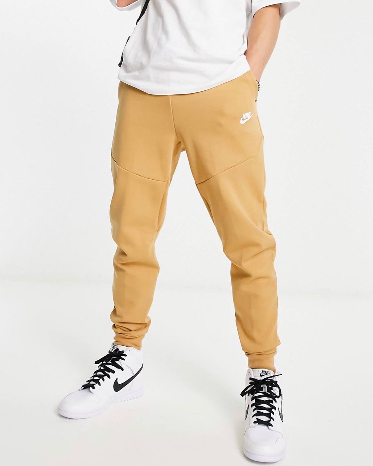 Niketech jogger