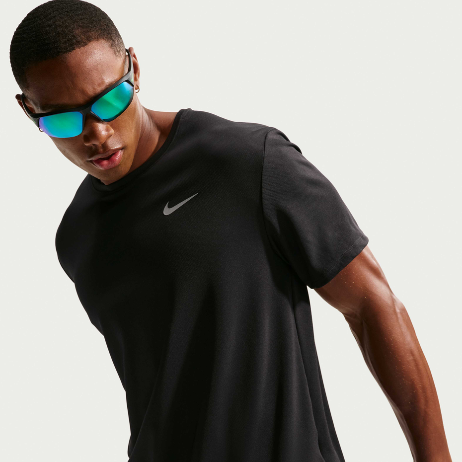 Nike drifit tshirt