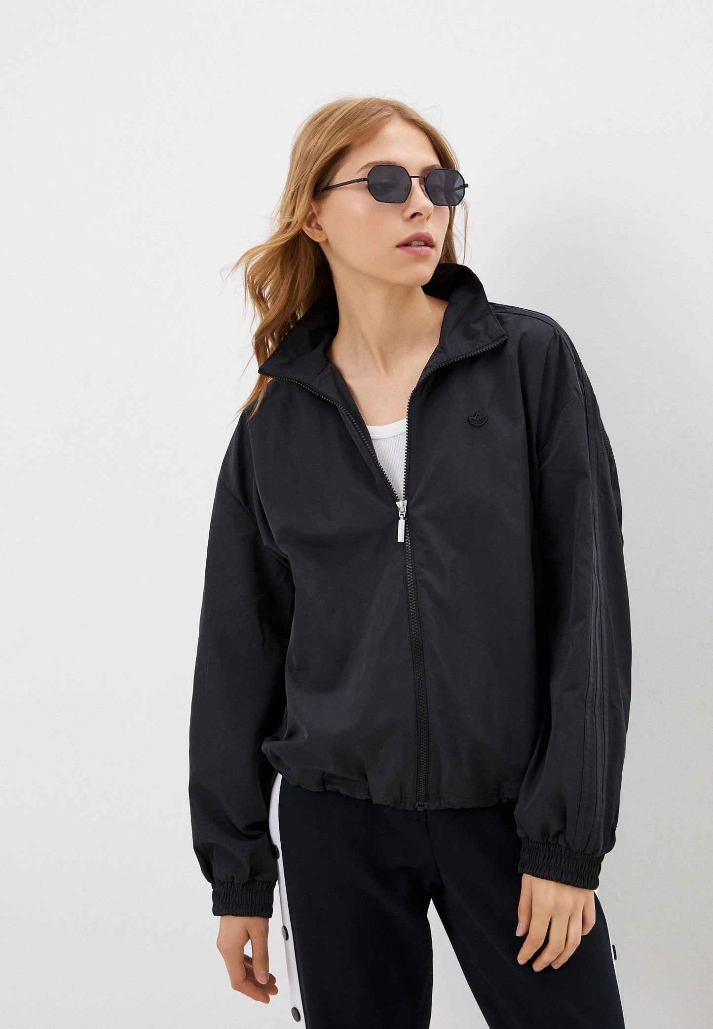 Oversized Adidas originals with zipper at the back