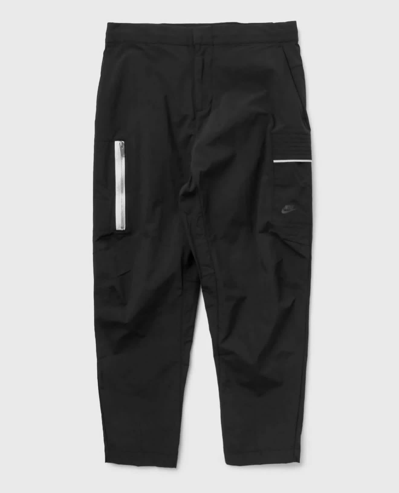 Nike pant with side pockets