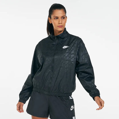 Nike swoosh windbreaker jacket