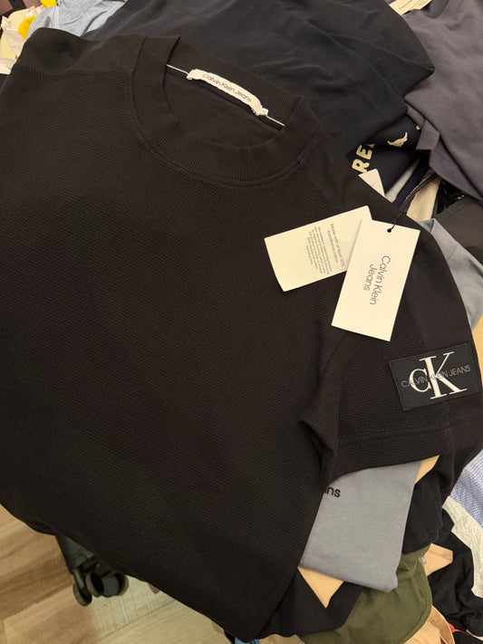 Calvinklein sleeve logo tshirt