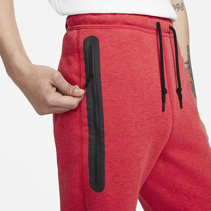 Nike tech jogger