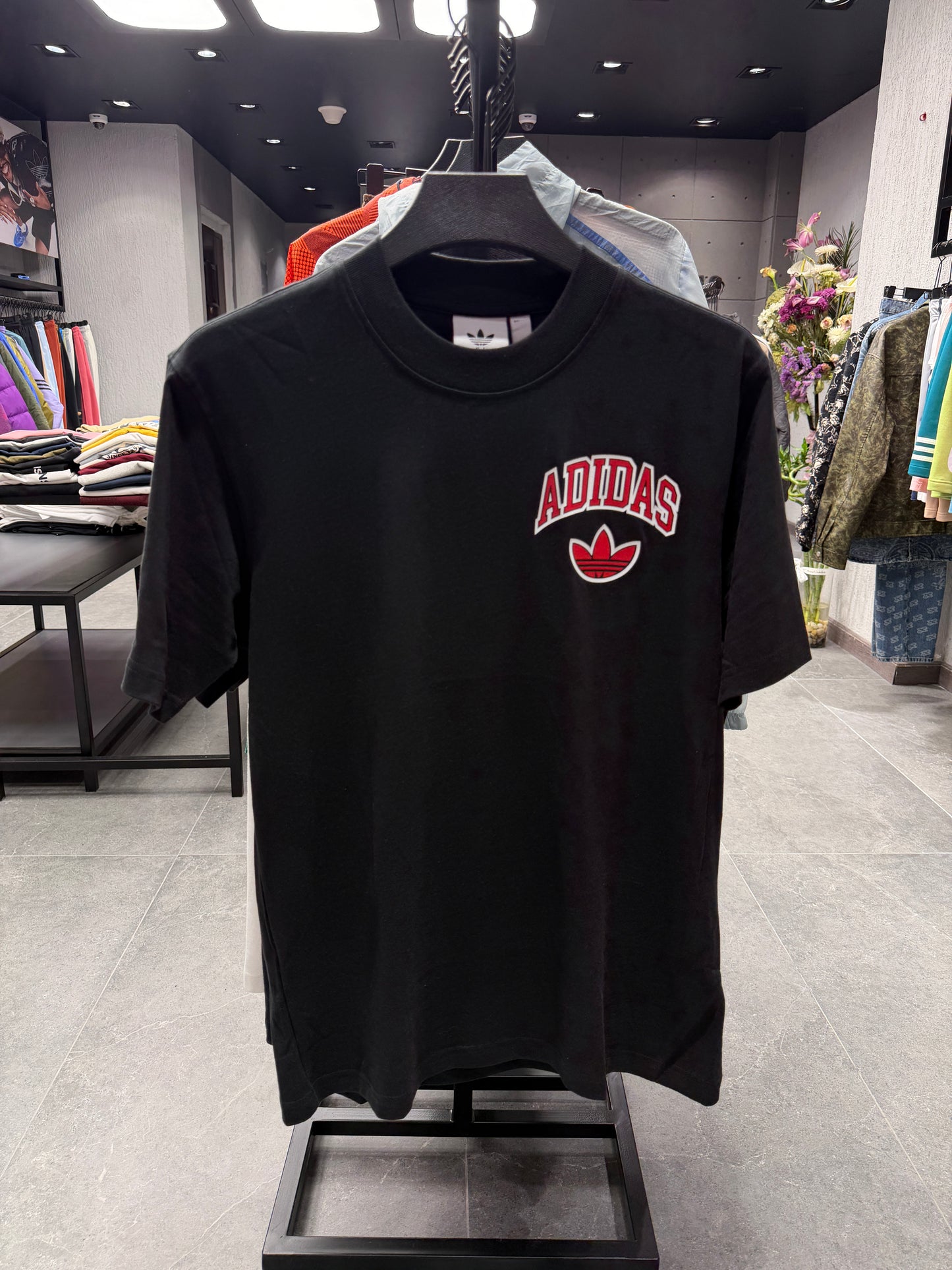 Adidas originals Tshirt