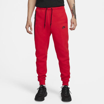 Nike tech jogger