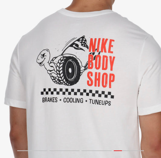 Nike tshirt